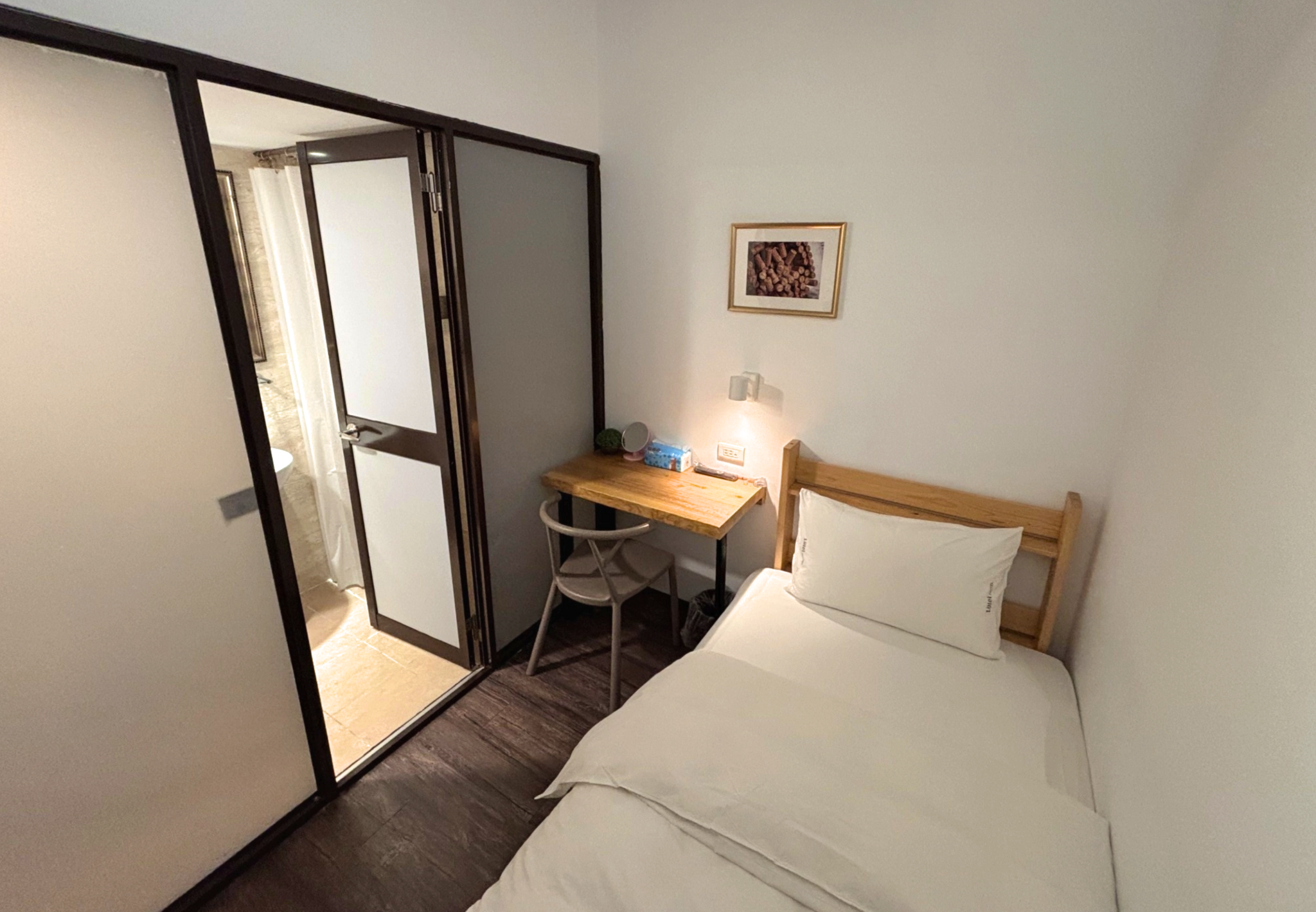 Single - Private Bathroom