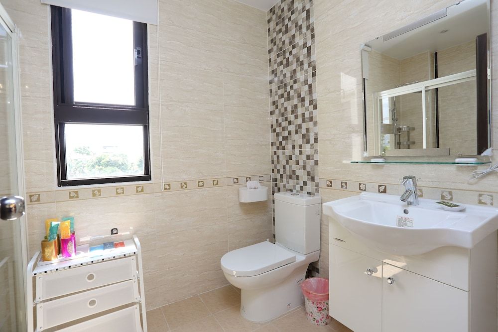 Sofia Villa Family Quadruple Room, Patio, Courtyard View 6