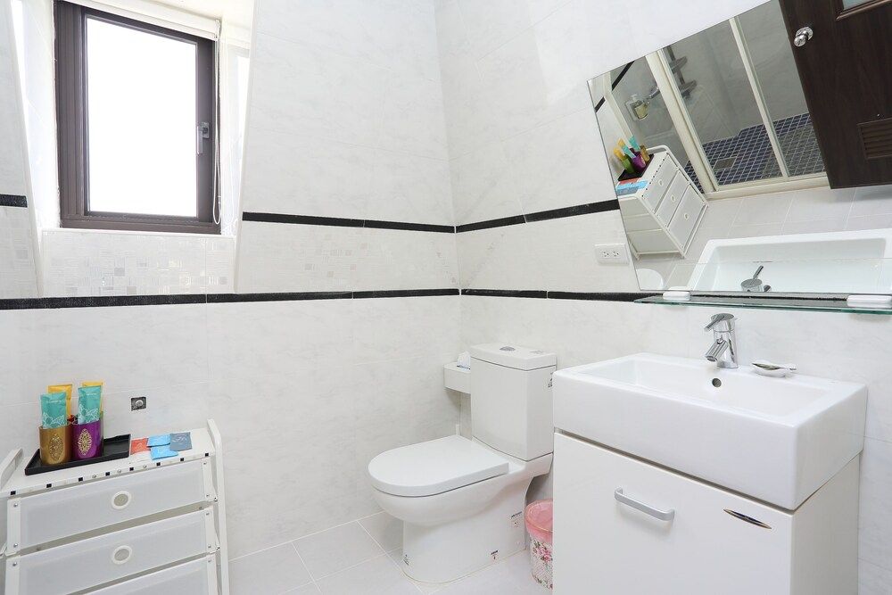 Sofia Villa Family Quadruple Room, Patio, Courtyard View 7