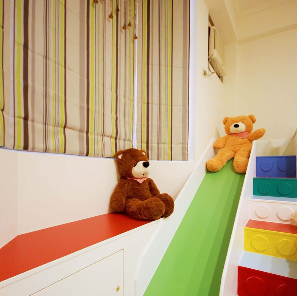 Broad-Minded Station Superior Quadruple Room 4