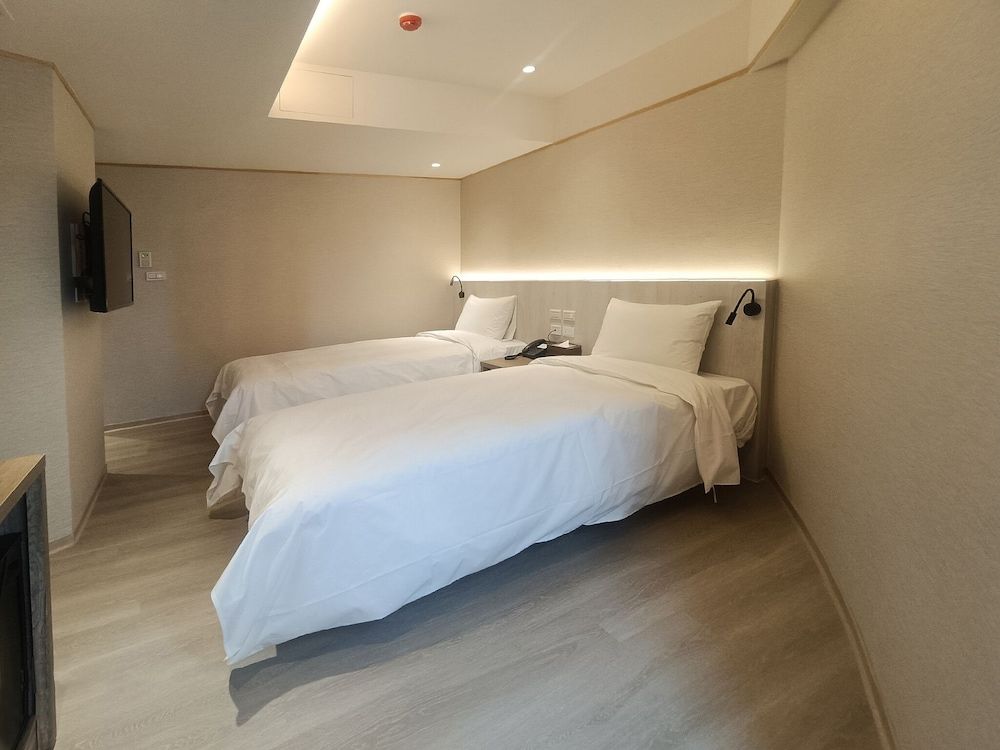 Basic Twin Room, 2 Twin Beds