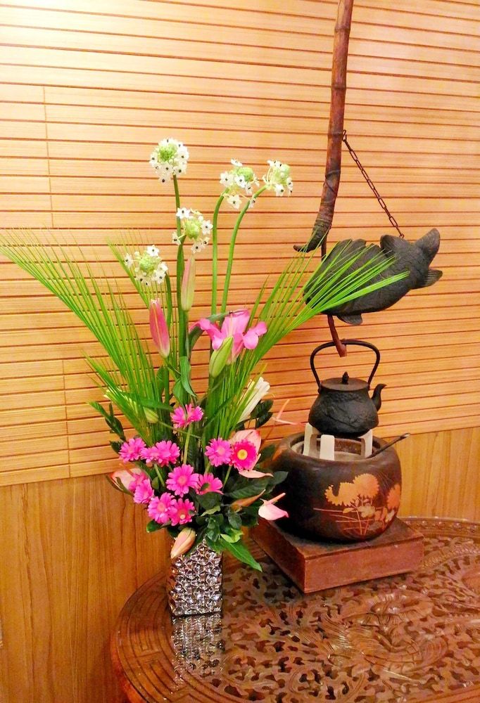 undefined Yachuan Hotel 4
