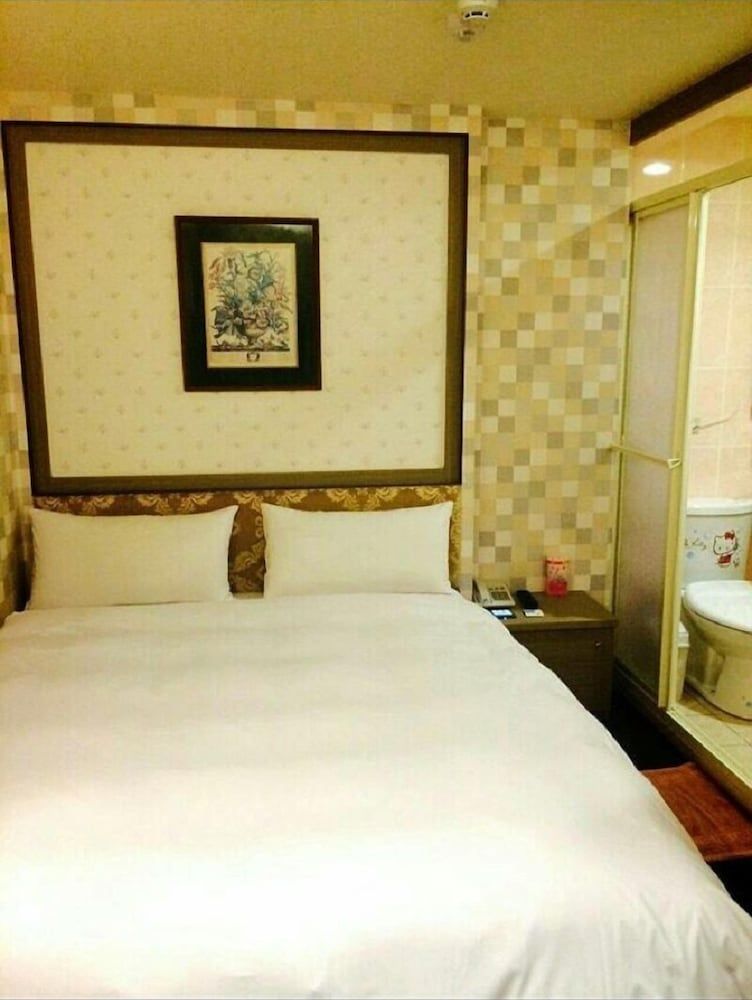 undefined Yachuan Hotel 8