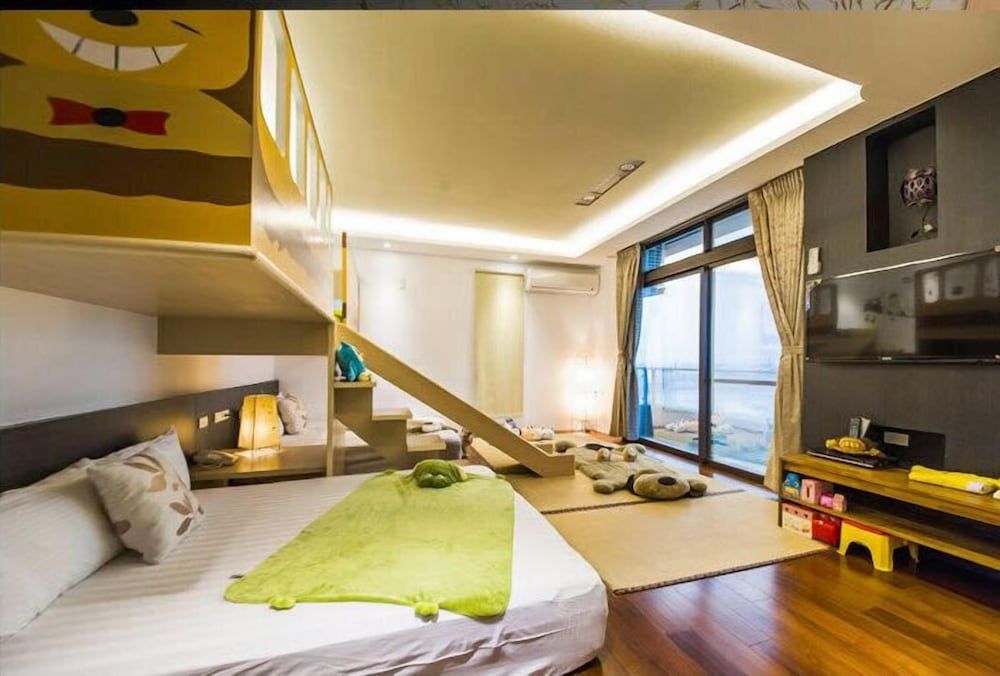 Easylife B&B Family Room, 2 Double Beds, Balcony, Tower