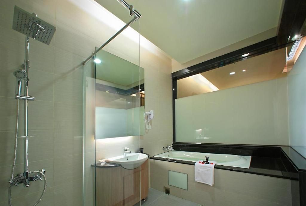 Taichung Shinkansen Grand Hotel Quadruple Family 3