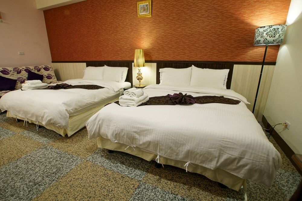 Deluxe Quadruple Room