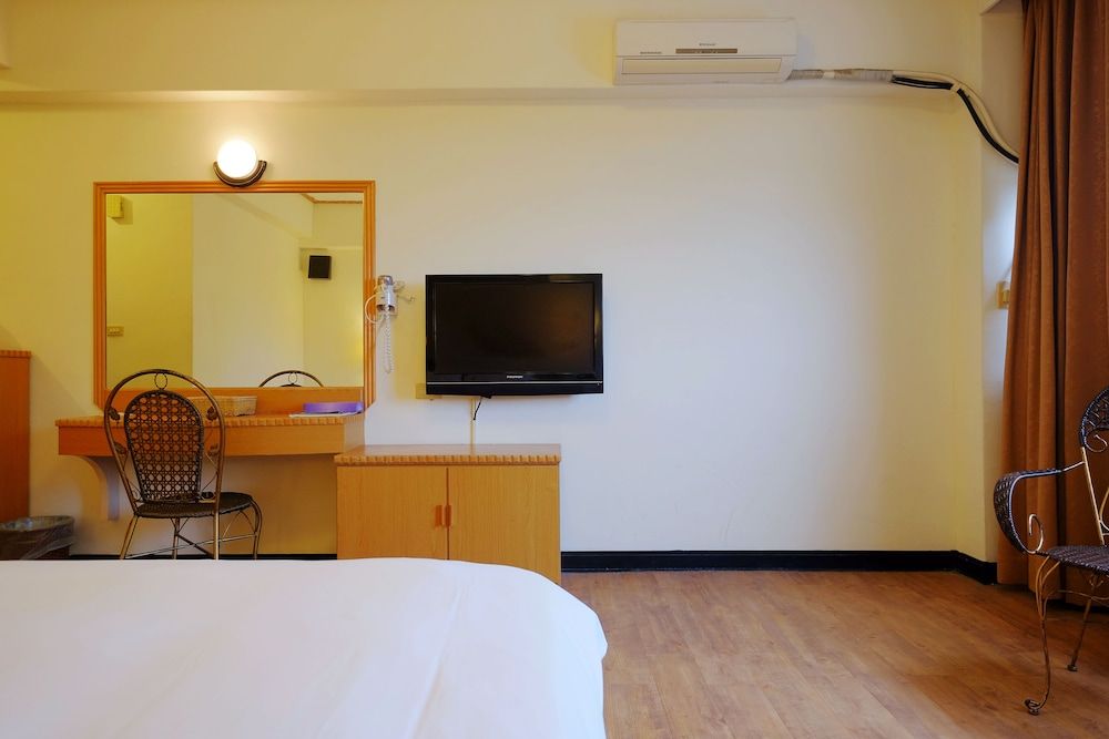 Yawan Spa Hotel Classic Double Room 4