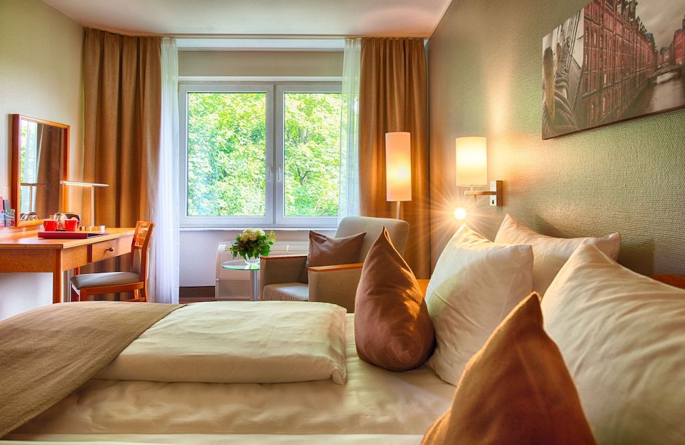 Leonardo Hotel Hamburg Airport Comfort Room