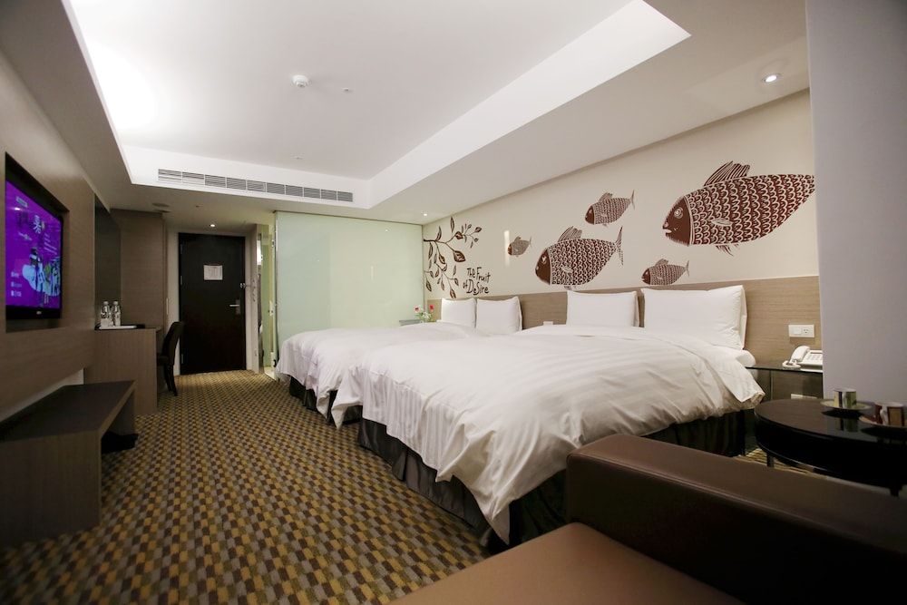 Chiayi Look Hotel Quadruple Room (Random Design) 5