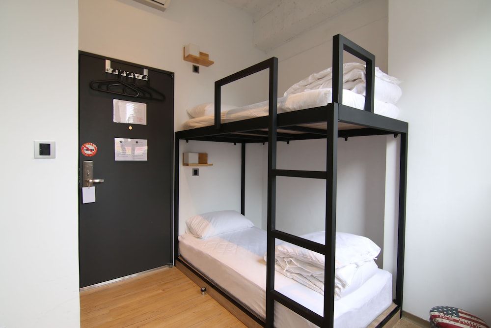 Taipei Sunny Hostel Twin Room - Bunk Bed 4