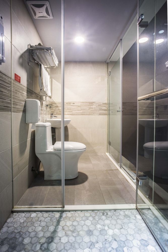 Xin She Hotel - Chungli Ultimate Double Room 6