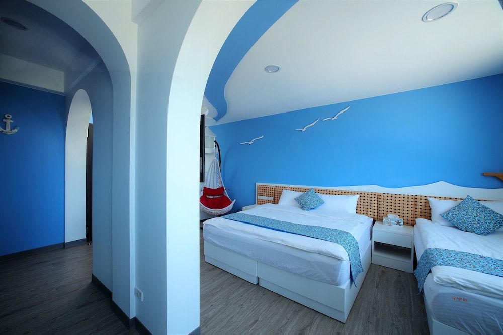 Happy Together B&B Standard Triple Room (Ocean) 2