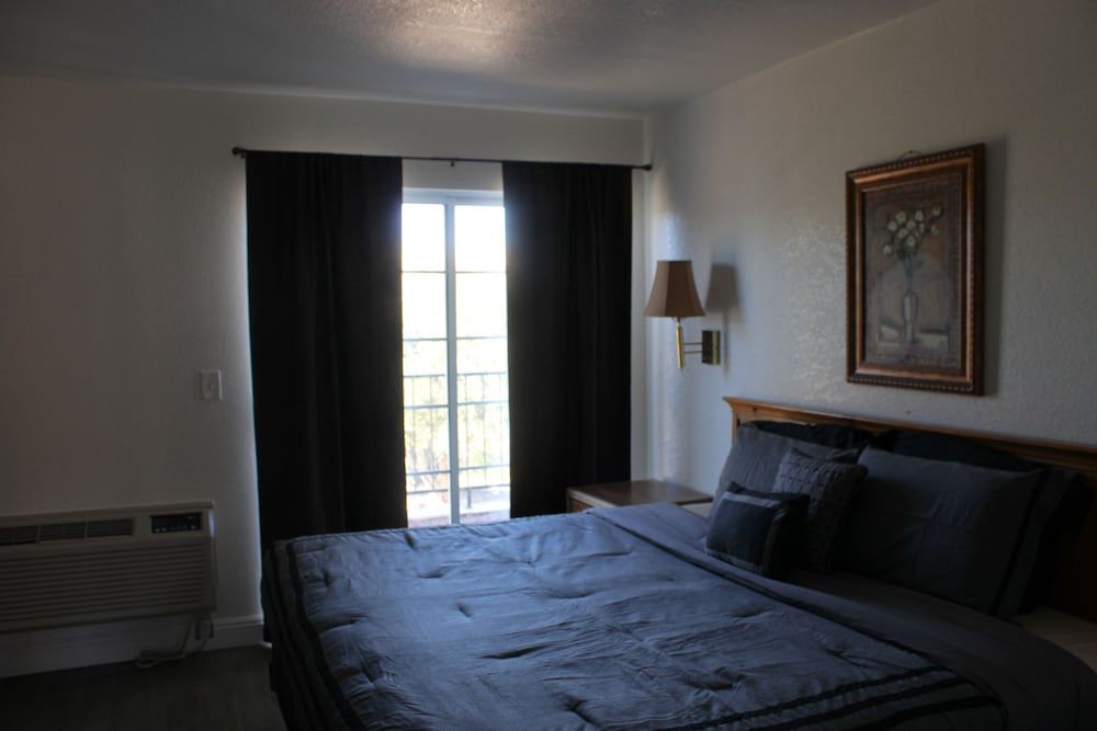 Lodge on the River Suite, 1 King Bed, River View