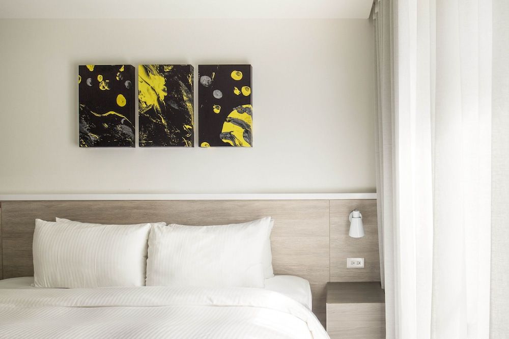 Elite Room