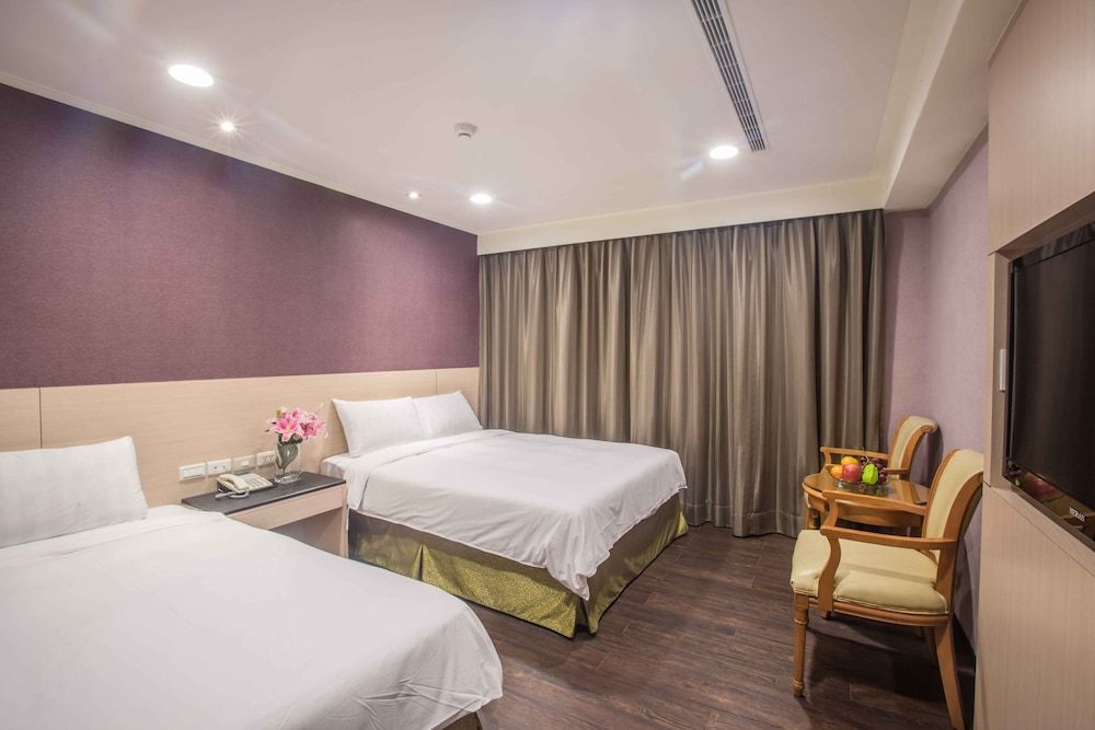 KKS Hotel Standard Triple Room