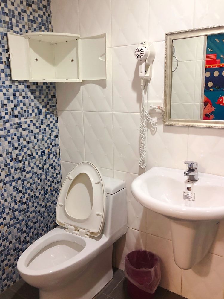 Big Fish House Standard Double Room 11