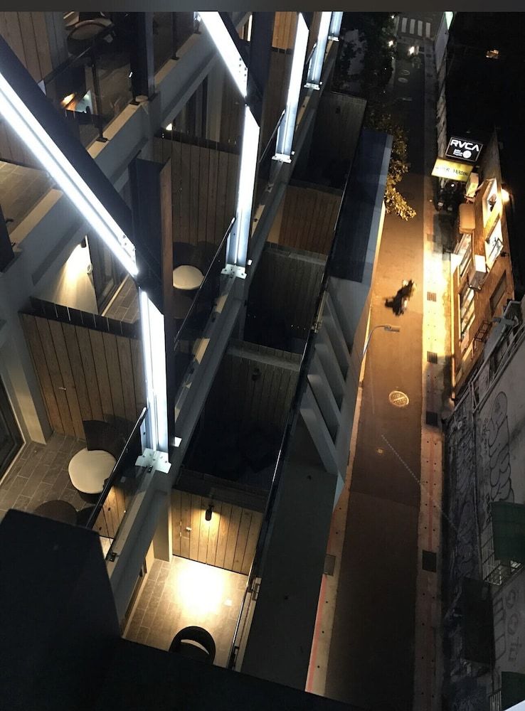 undefined At Home Hotel Ximen 10