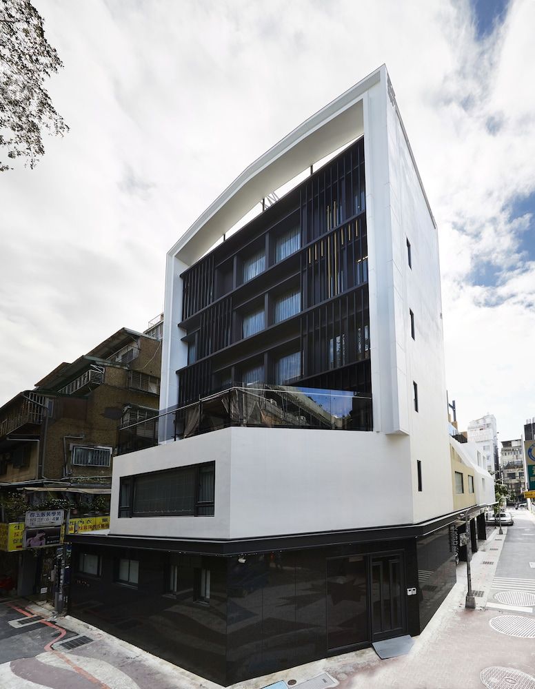 undefined At Home Hotel Ximen 3