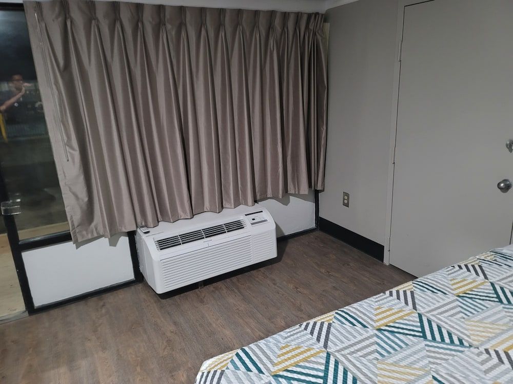 Studio 6 Suites Hinesville, GA Standard Room, 2 Queen Beds, Non Smoking 51