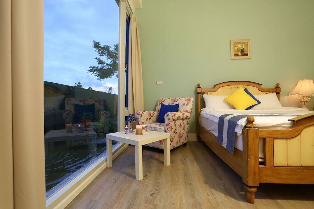 Double Room (103)