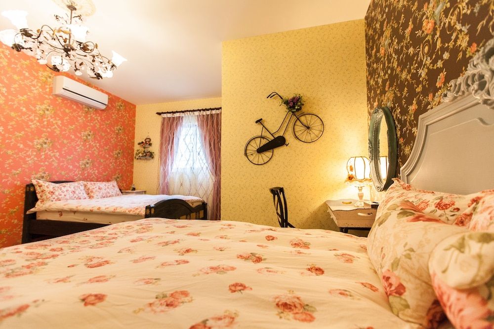 Standard Quadruple Room, 2 Double Beds, City View