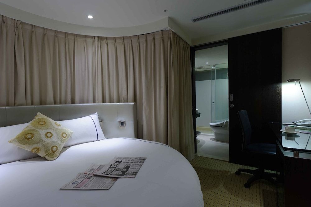 undefined K Hotels Dunnan 5