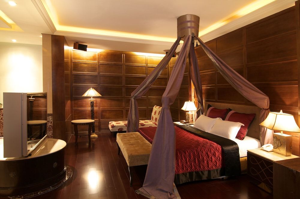 Dong Feng Motel Deluxe Double Room, Bathtub 2