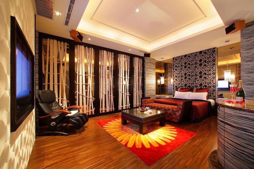 Dong Feng Motel Deluxe Double Room, Bathtub 3