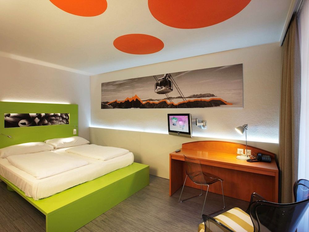 ibis Styles Luzern Standard Room, 1 Queen Bed 2