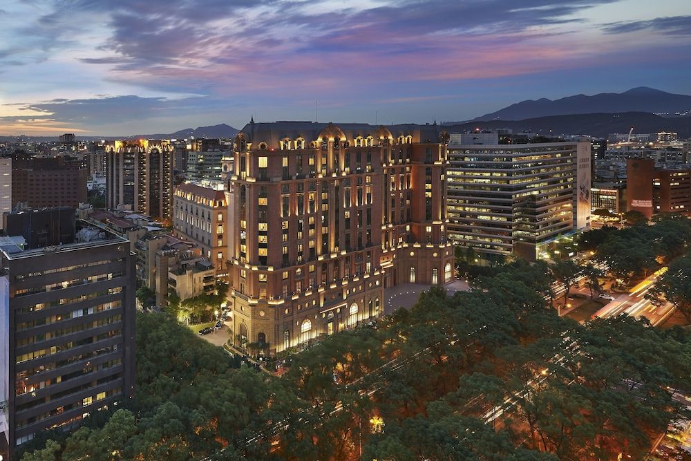 undefined Mandarin Oriental, Taipei 6