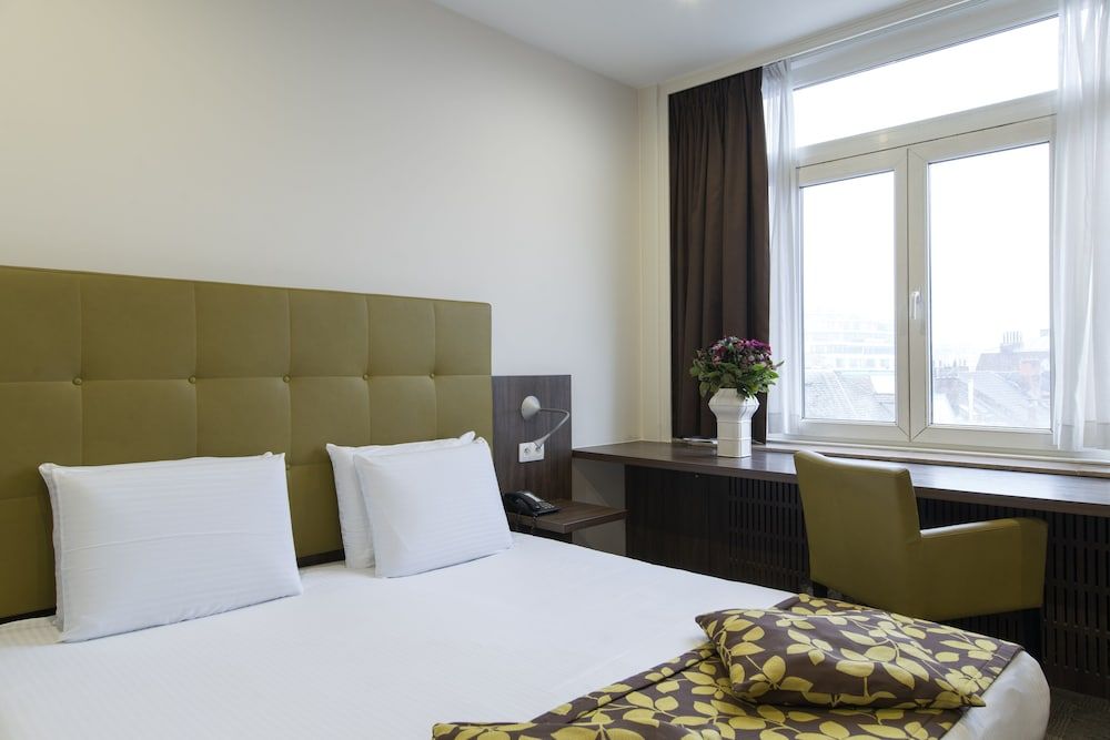 Hotel Chambord Business Double Room 5