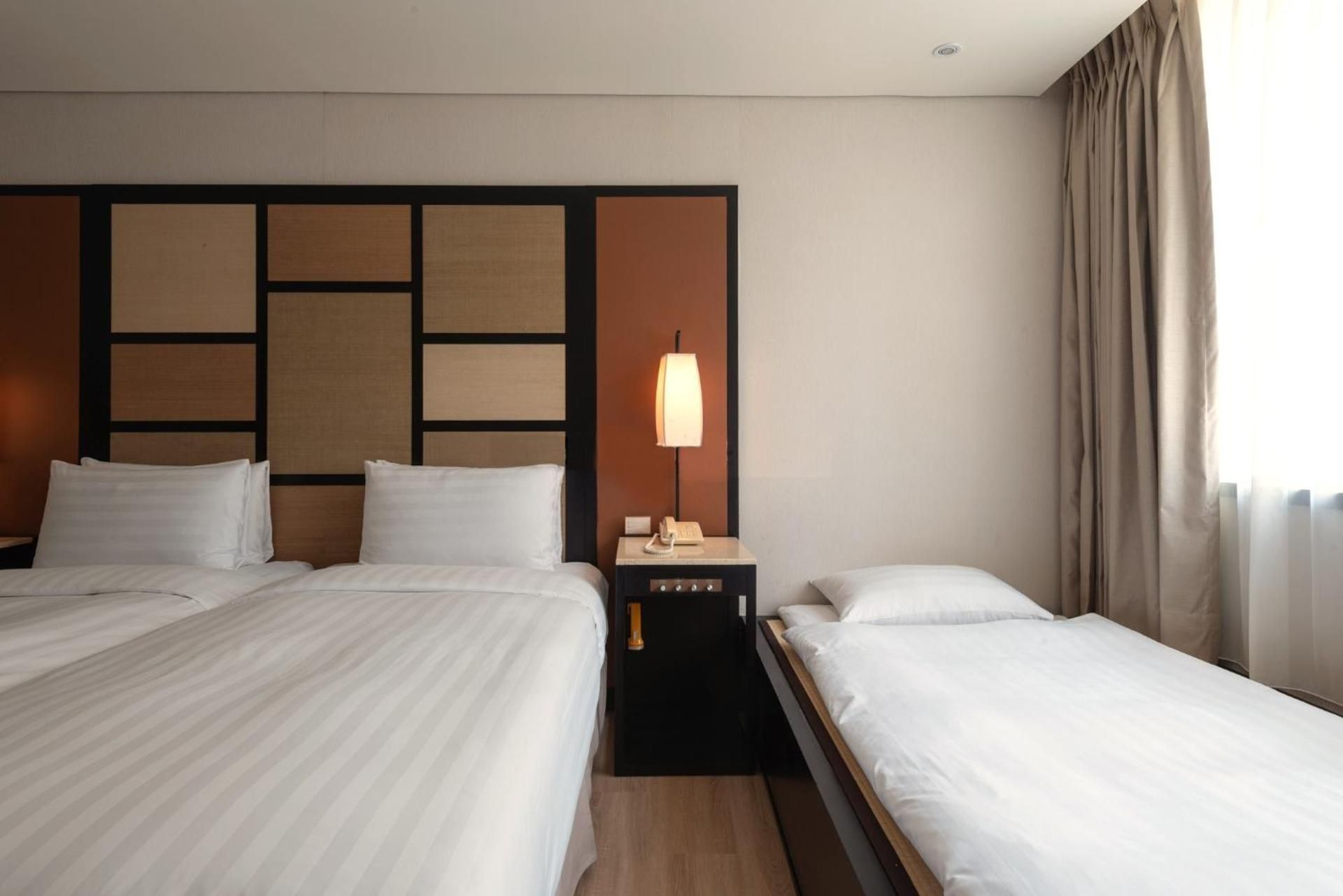 Deluxe Triple Room