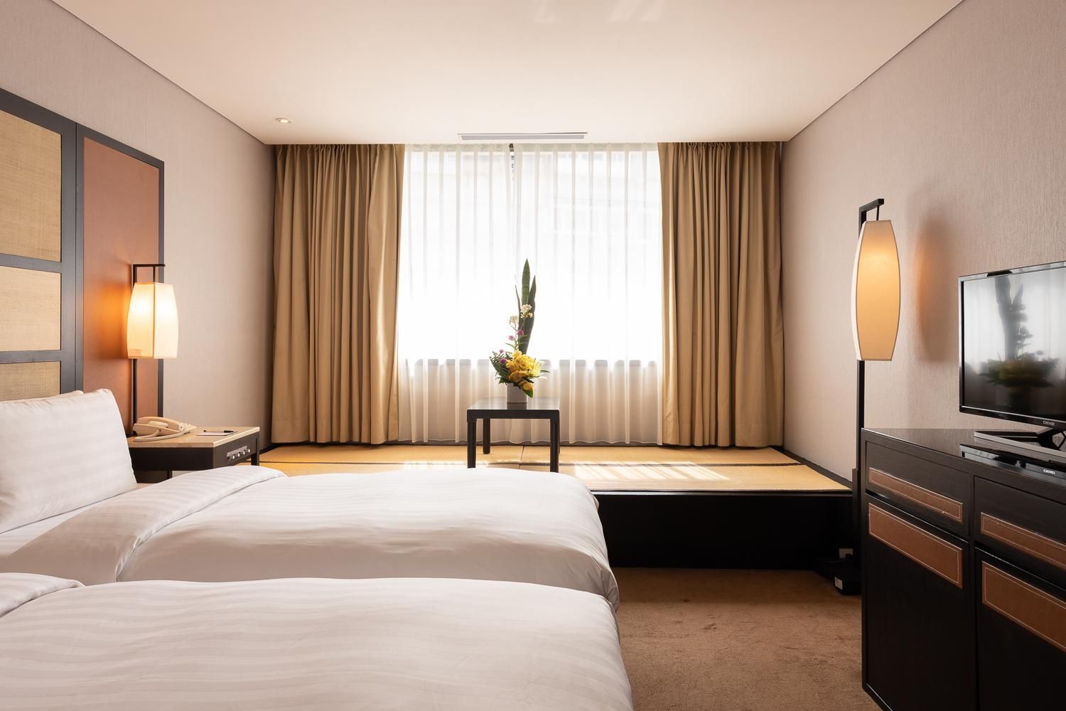 Deluxe Twin Bed Without View