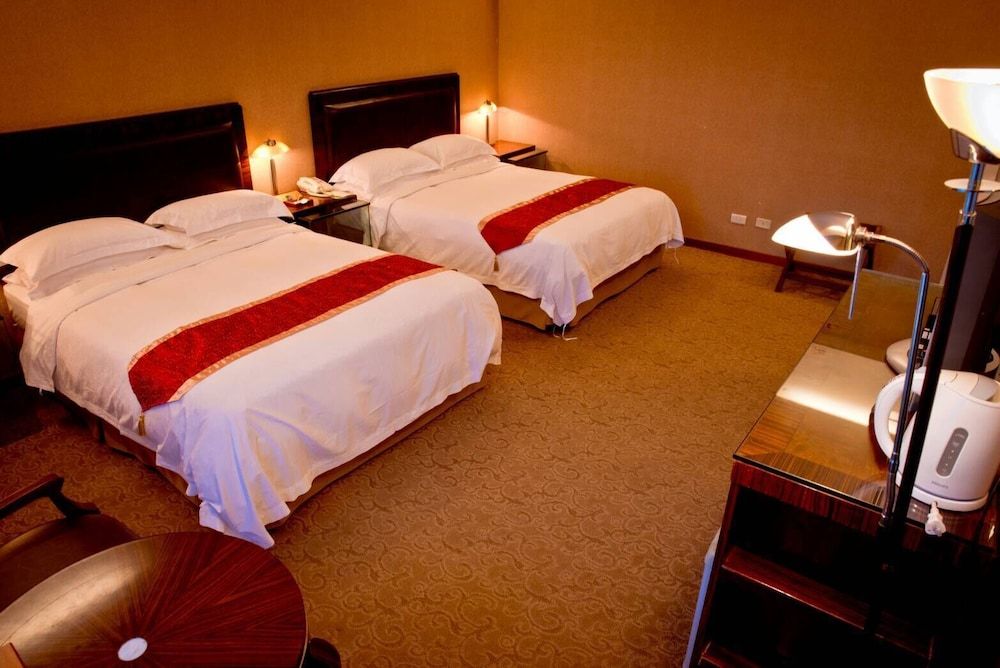 Resort One Hotel Elite Quadruple Room, 2 Double Beds