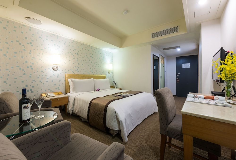 Forward Suites I Elegance Room 3