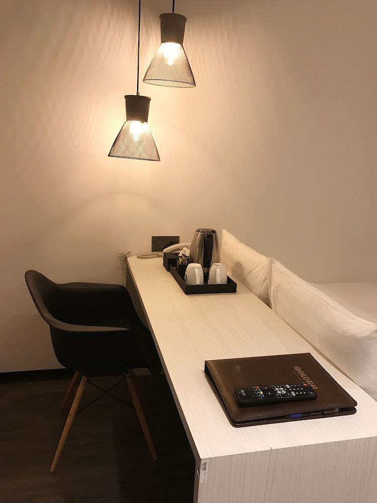 Goldinn Hotel Standard Double Room, No Windows 11