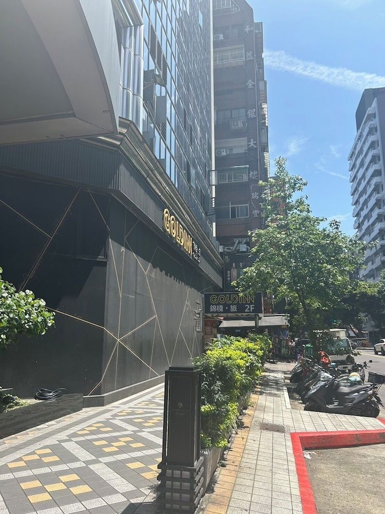 undefined Goldinn Hotel 2