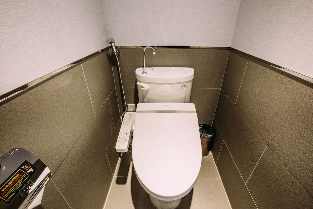 Mega Hotel Superior Quadruple Room, 2 Double Beds, Bathtub 25