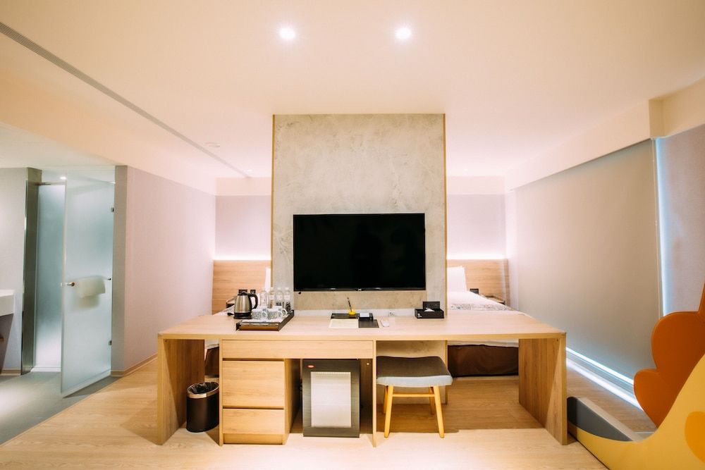 Mega Hotel Superior Quadruple Room, 2 Double Beds, Bathtub 31