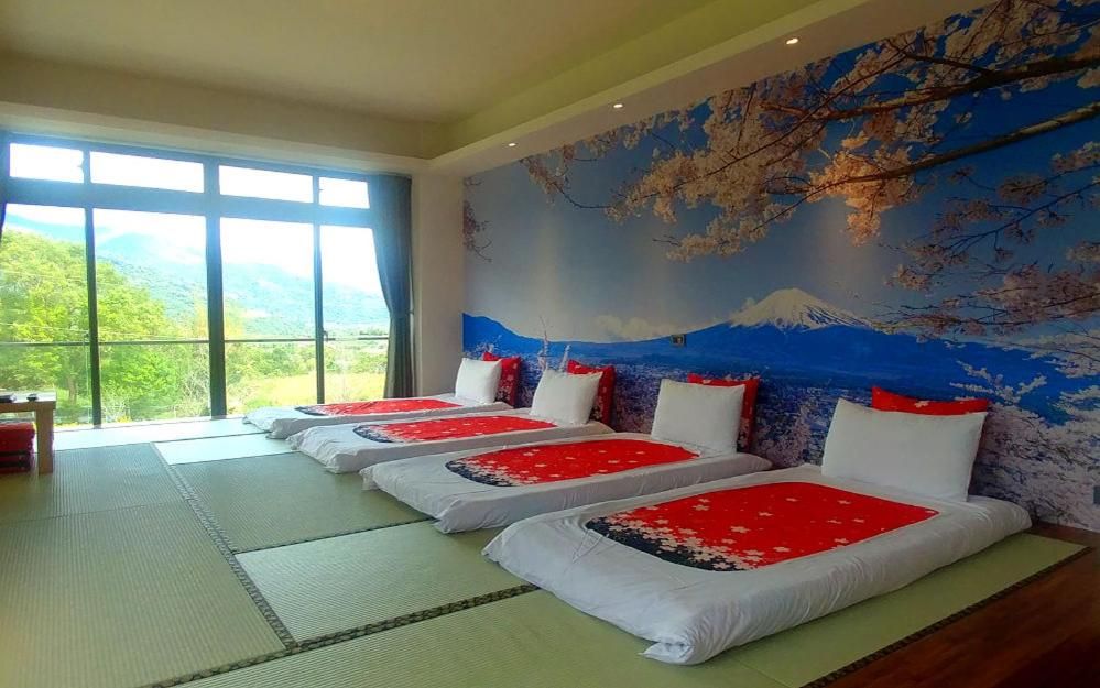 Japanese-Style Quadruple Room