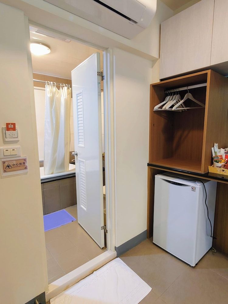 Bestime BnB Family Quadruple Room 8