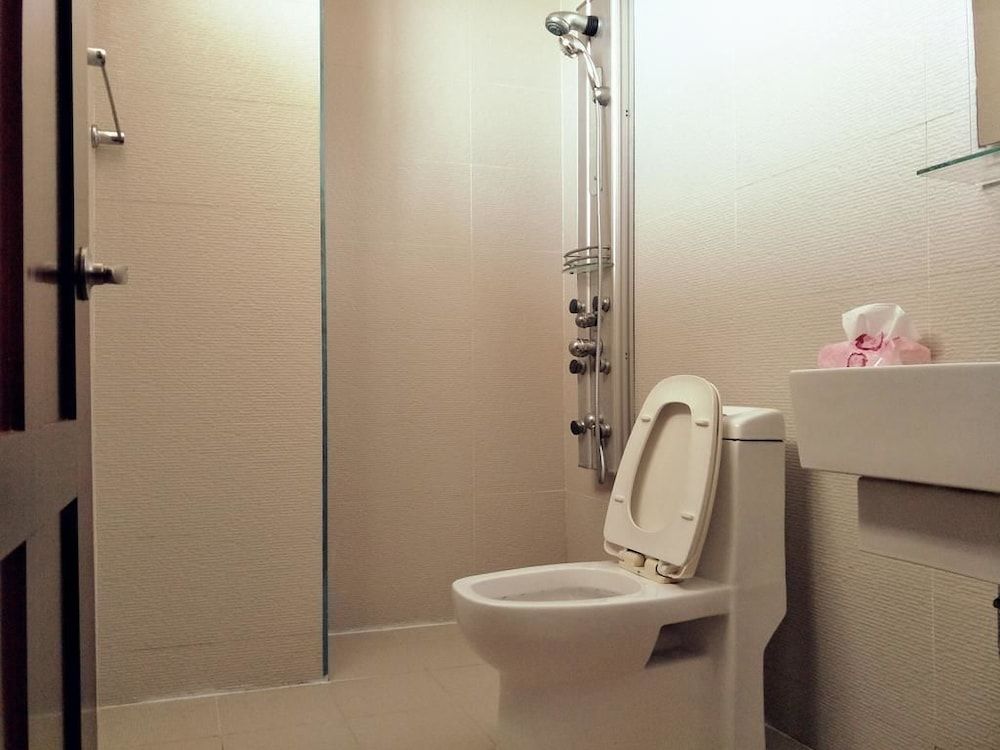 Lu He Feng Homestay Family Room, 2 Double Beds 10