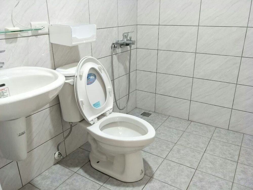 Lu He Feng Homestay Family Room, 2 Double Beds 12