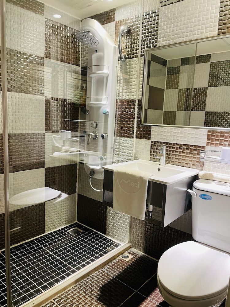 Meci Hotel Standard Twin Room, City View 7