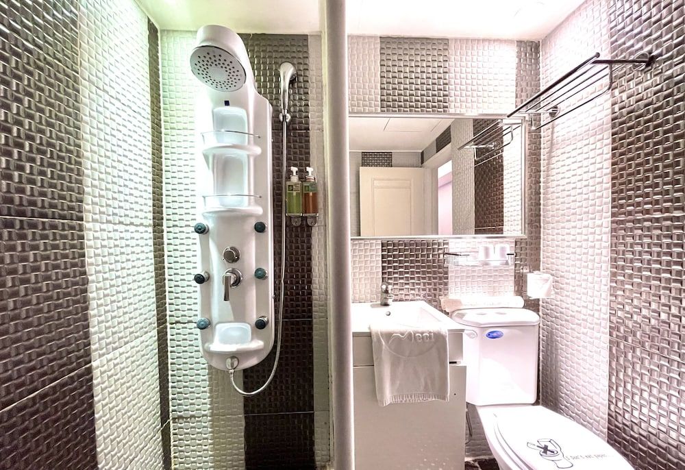 Meci Hotel Standard Twin Room, City View 6