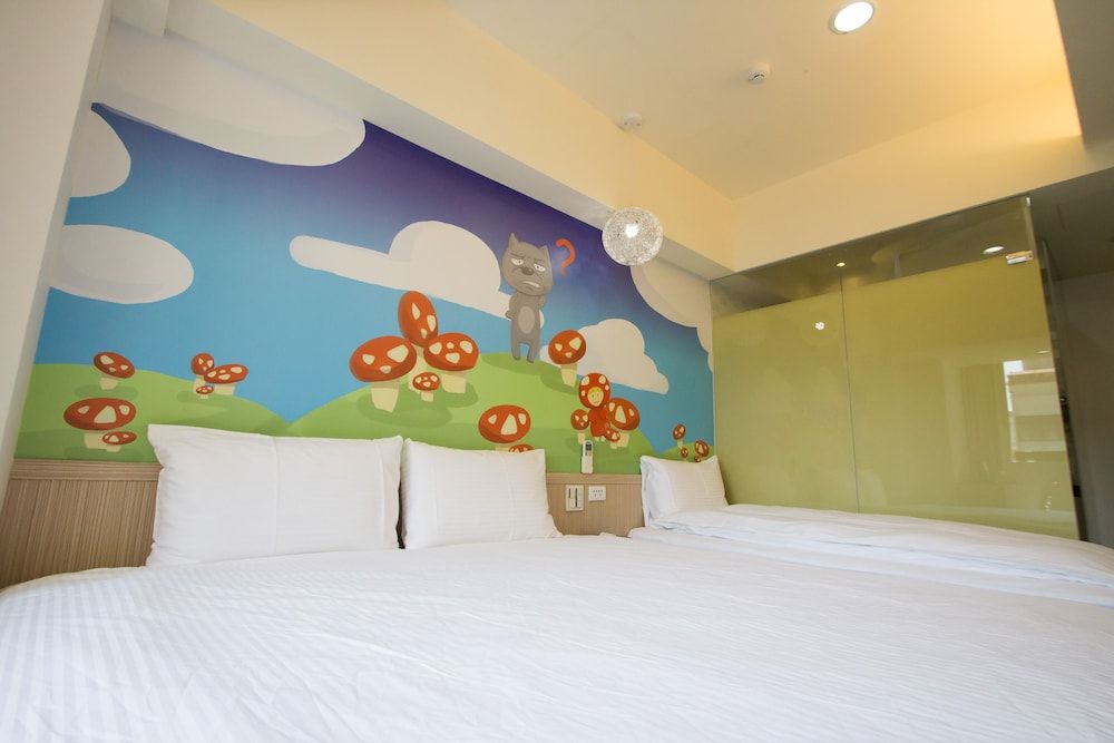Triple Room, Multiple Beds