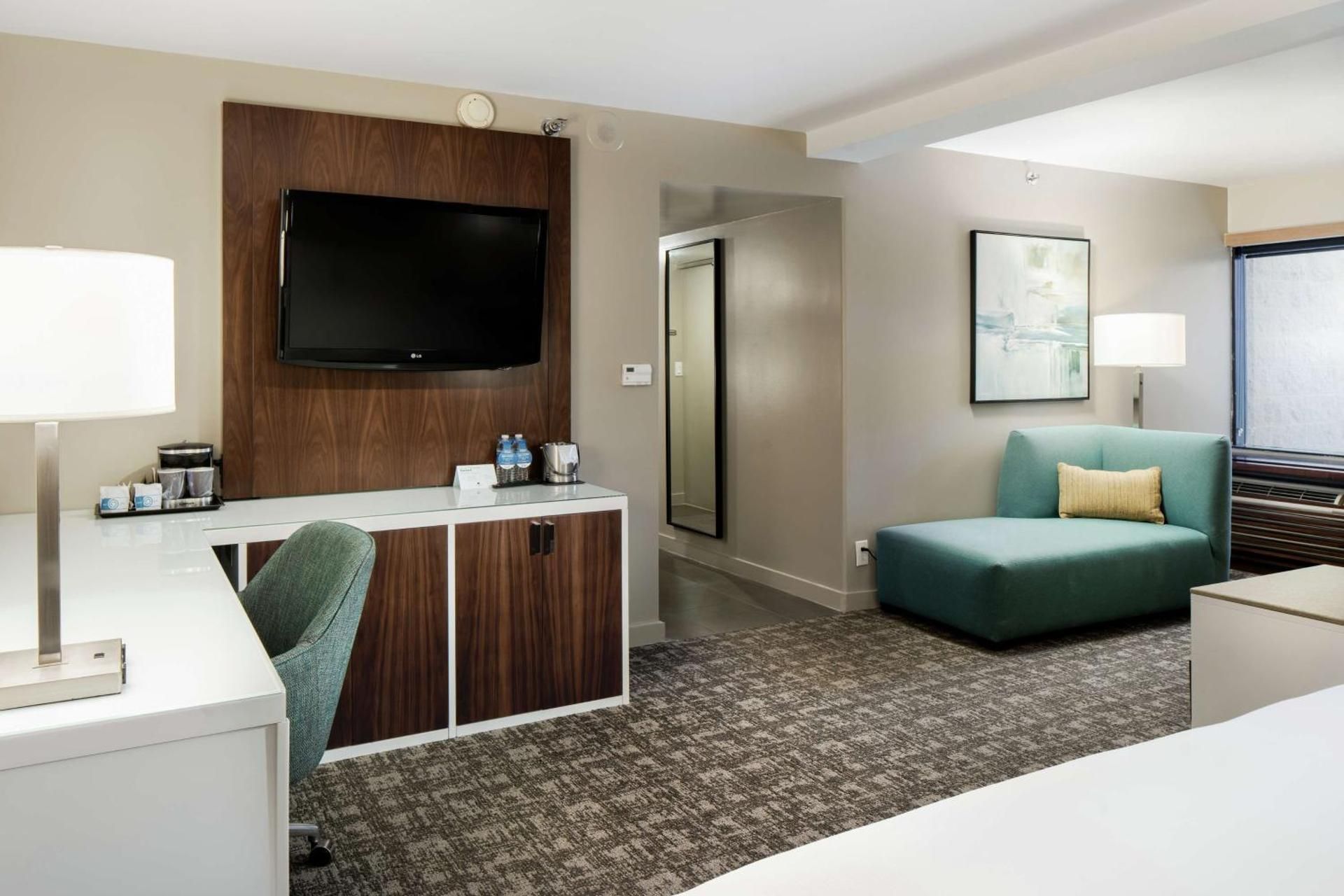 1 king bed infinity tub larger room