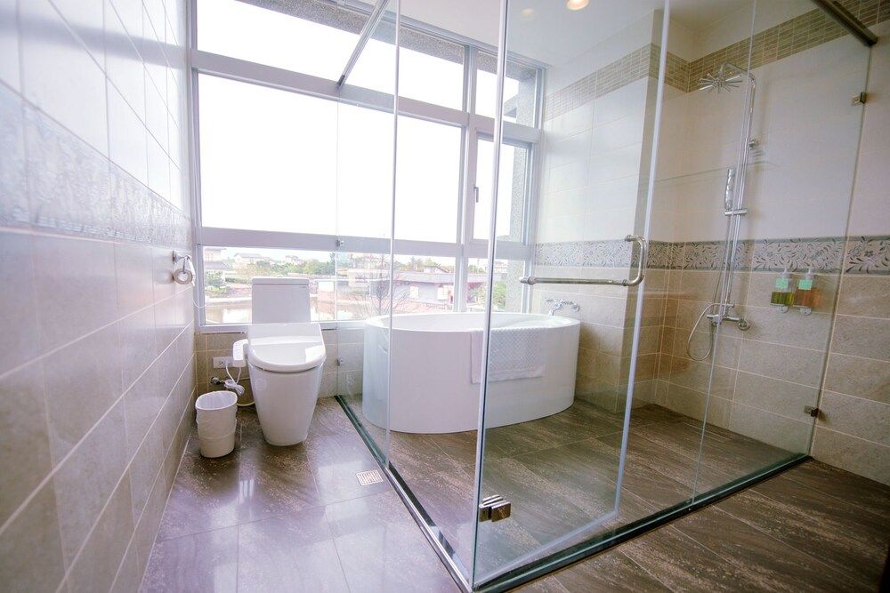 Dreams Come True B&B Quadruple Room, Accessible, Courtyard View (Yoshino cherry) 8