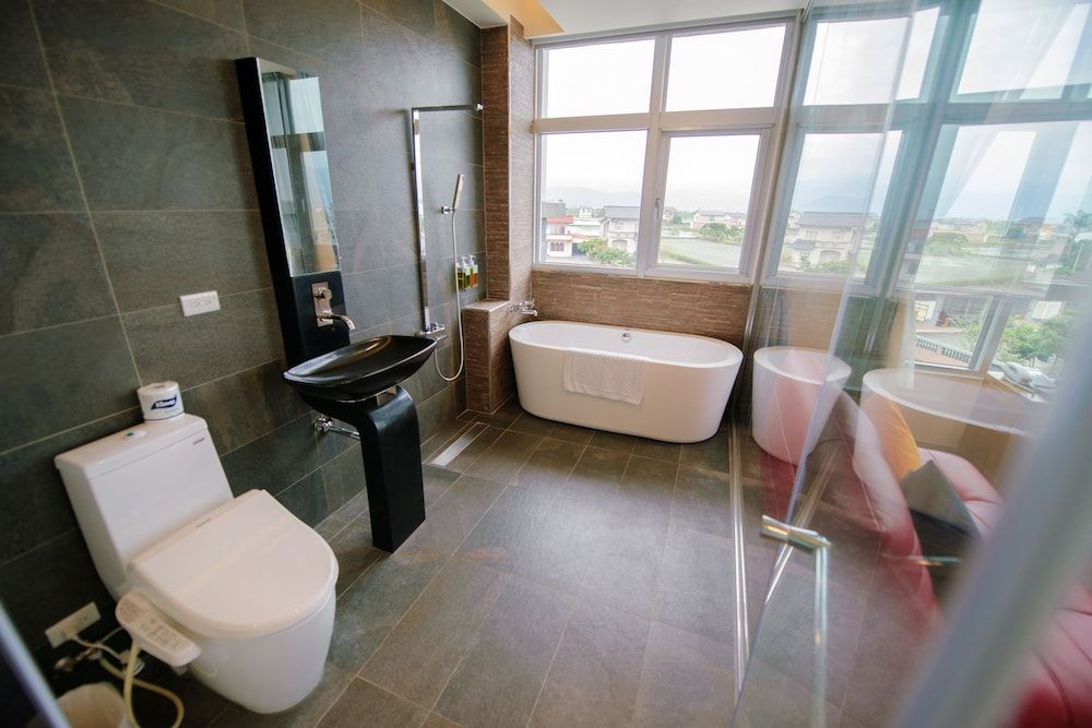 Dreams Come True B&B Double Room, Accessible, Courtyard View (Shidare cherry) 4