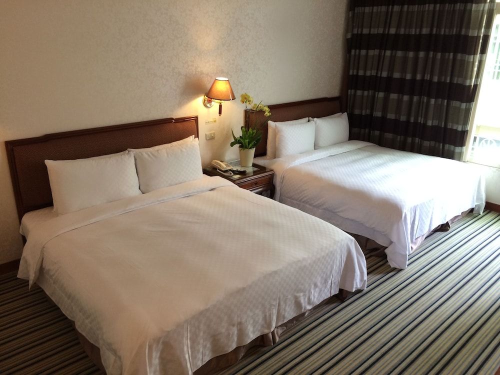 Grand Quadruple Room, 2 Double Beds, Bathtub